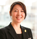 西村　友里
